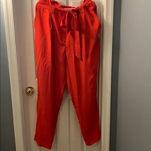 Red belted skinny dress pant